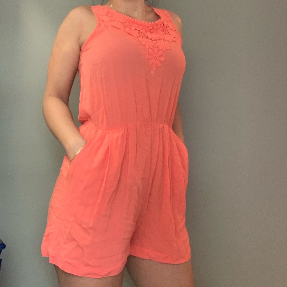 Coral Romper ⚜️